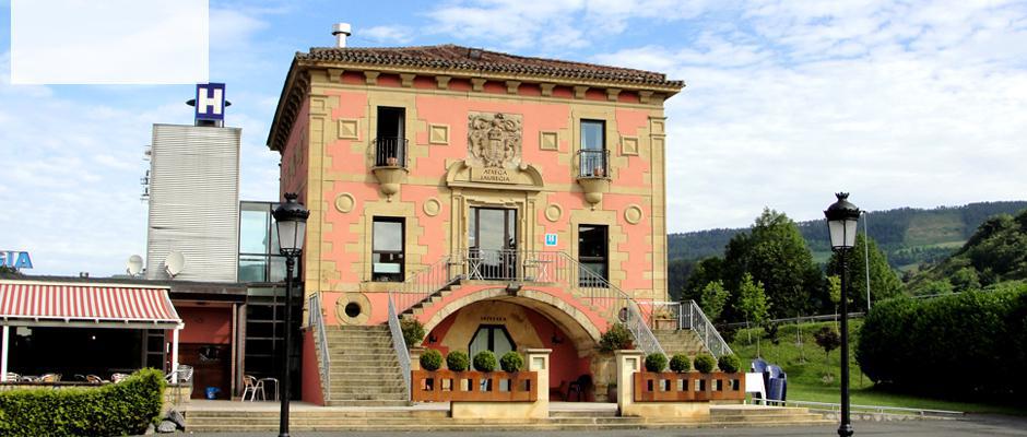 Hotel Palacio Atxega Usúrbil 外观 照片